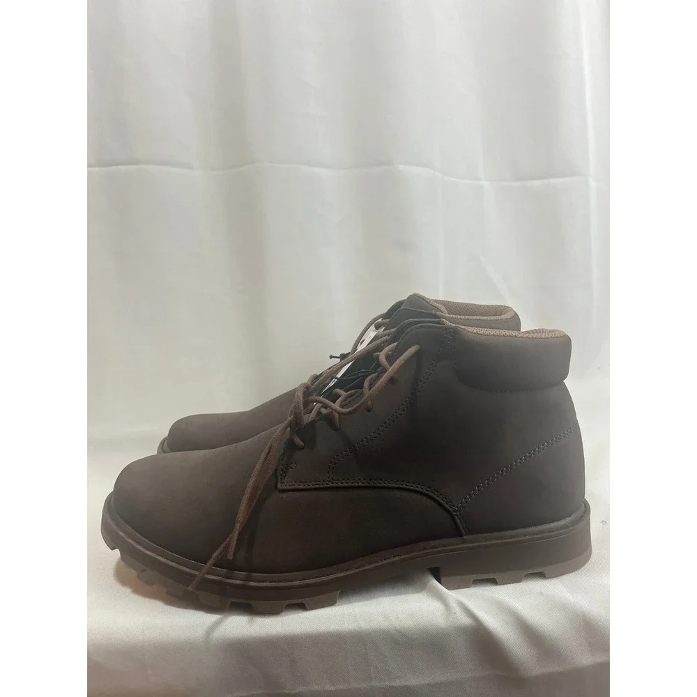 Goodfellow & Co Jeffrey Mens Brown Chukka Boots Memory Foam Lug Sole Size 13 NEW